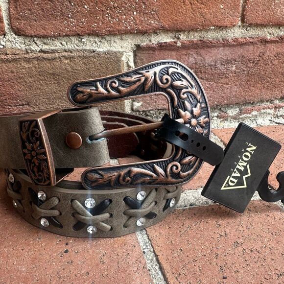Nomad Western Leather Criss Cross Studded Belt Floral Buckle Brown Medium NEW main image 8